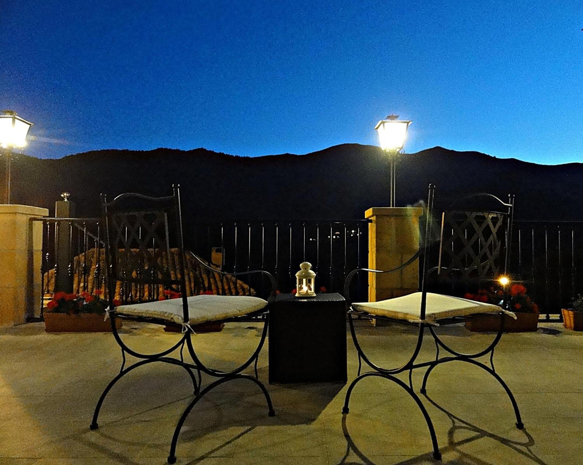 Posada Valle Del Oso Леронес Экстерьер фото